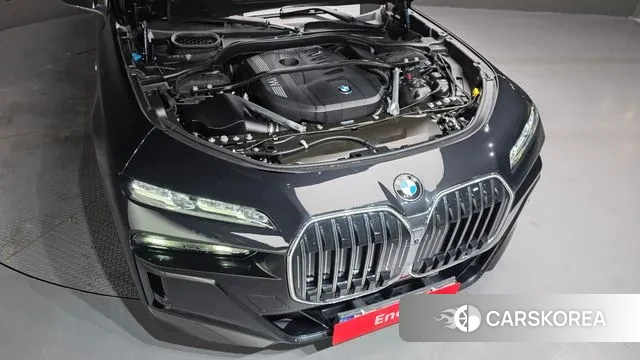 BMW 7 Series (G70) id 3679785 из Кореи 16