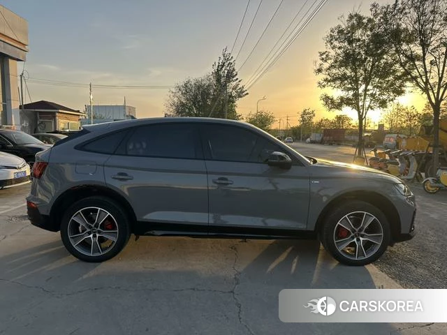 Audi Q5L Sportback id 4291503 из Китая 18