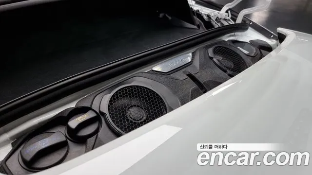 Porsche 911(992) id 2756692 из Кореи 16