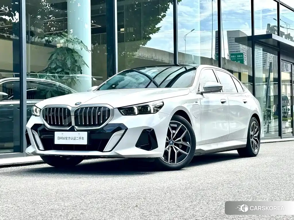 BMW i5 id 4599547 из Китая 10