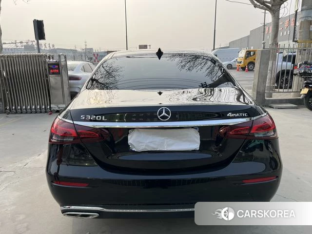 Mercedes-Benz E-class 2022 Черный из Китая, фото 6