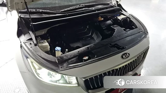 Kia The New Carnival id 3583272 из Кореи 16