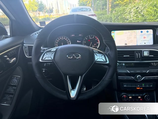 Infiniti Q30 id 4419787 из Кореи 11