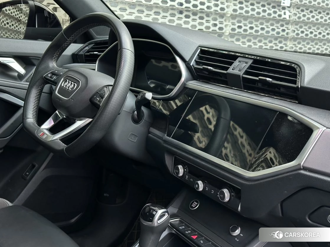 Audi Q3 Sportback id 4515188 из Китая 14