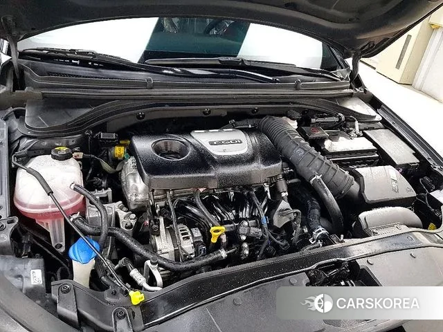 Hyundai Avante AD id 3230089 из Кореи 16