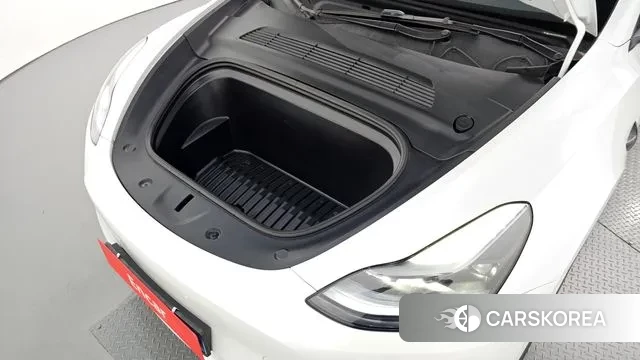 Tesla Model Y id 3327689 из Кореи 16