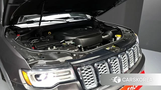 Jeep Grand Cherokee id 3892595 из Кореи 16