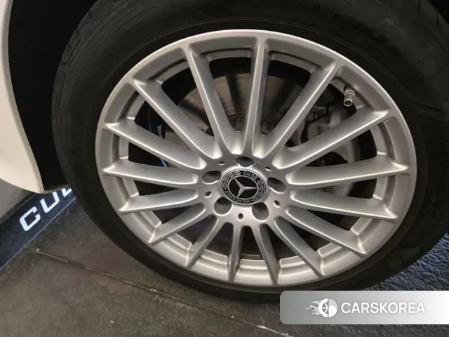 Mercedes-Benz E-Class W213 id 3649257 из Кореи 16