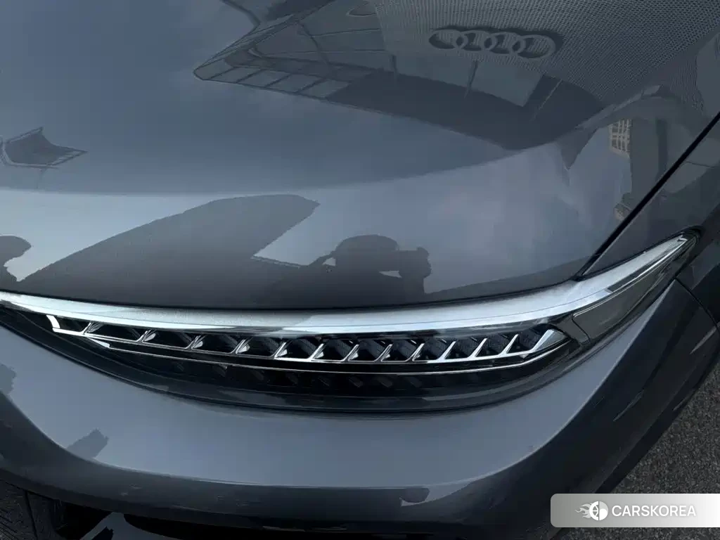 Audi Q6L id 4628132 из Китая 22