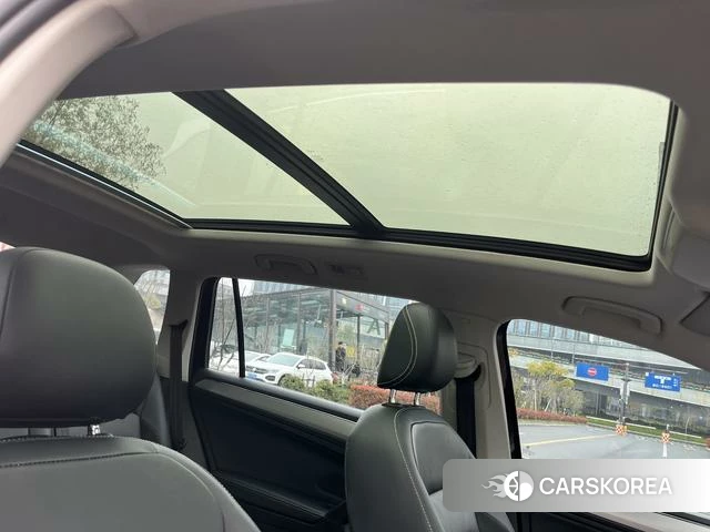 Volkswagen Tiguan L id 4290865 из Китая 18