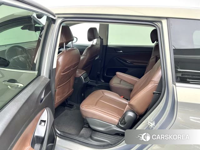 Buick GL6 id 4214161 из Китая 16