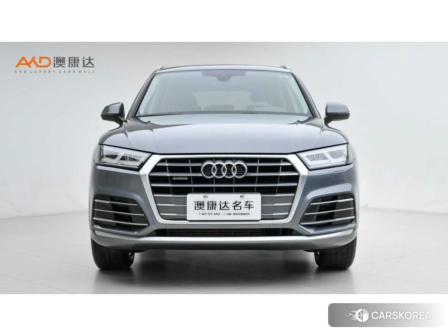 Audi Q5L 2020 Серебристо-серый из Китая, фото 6