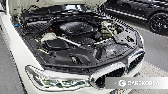 BMW 5 Series (G30) id 4458681 из Кореи 16