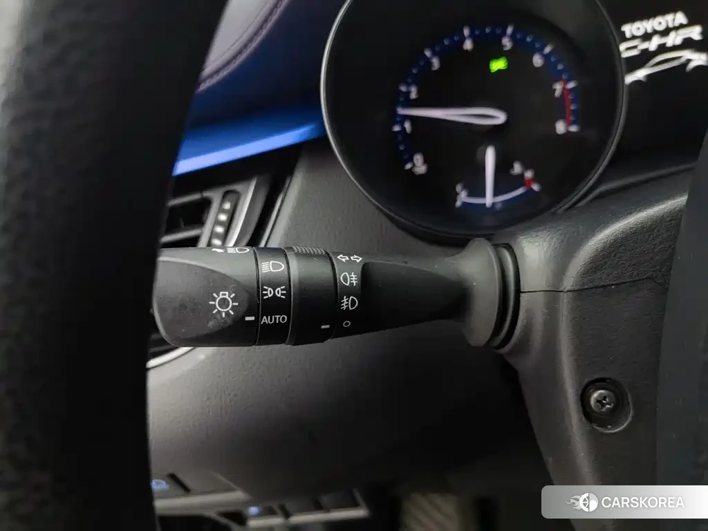 Toyota C-HR id 4659925 из Китая 20