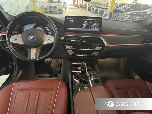 BMW 5 series PHEV 2023 Черный из Китая, фото 6