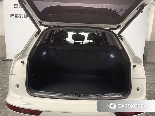 Audi Q5L id 4261533 из Китая 18