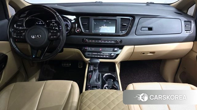 Kia The New Carnival id 3879772 из Кореи 16