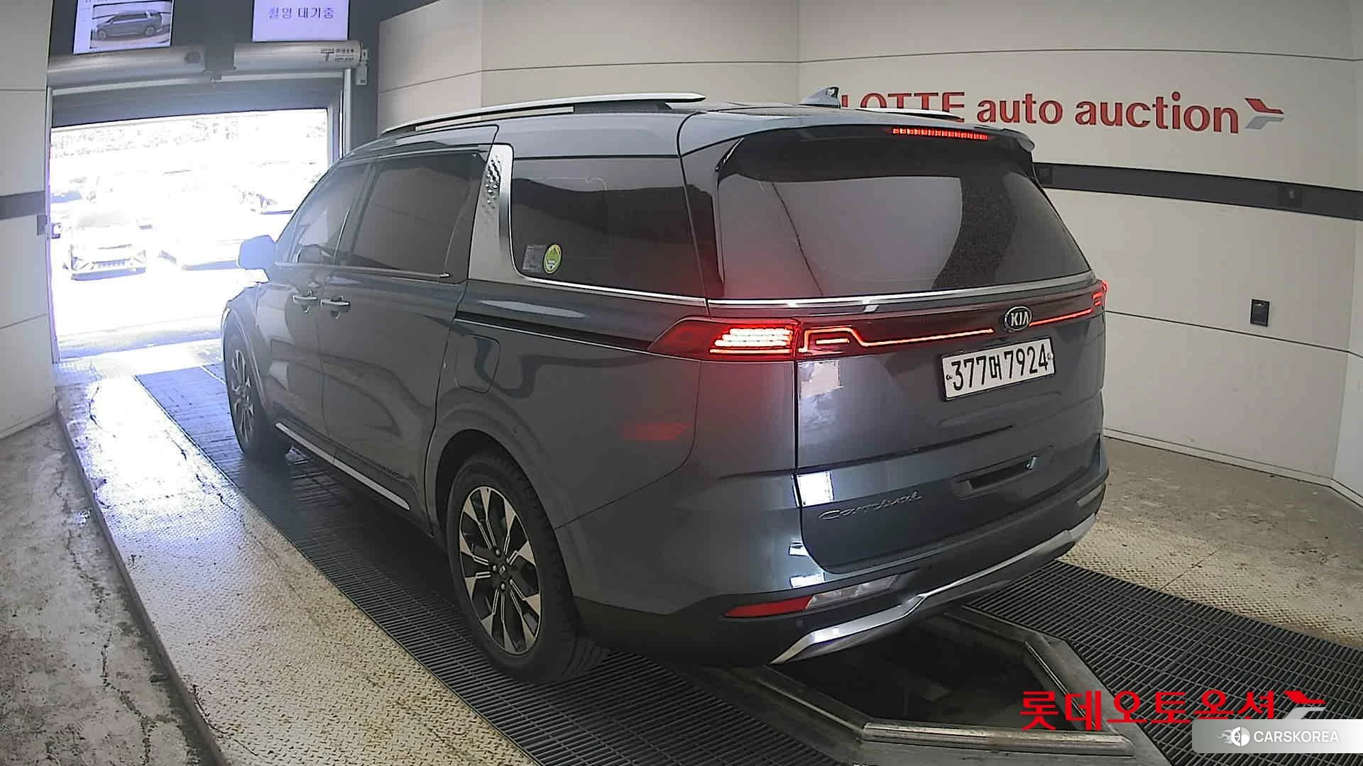 Kia Carnival id 4902474 из Кореи 34