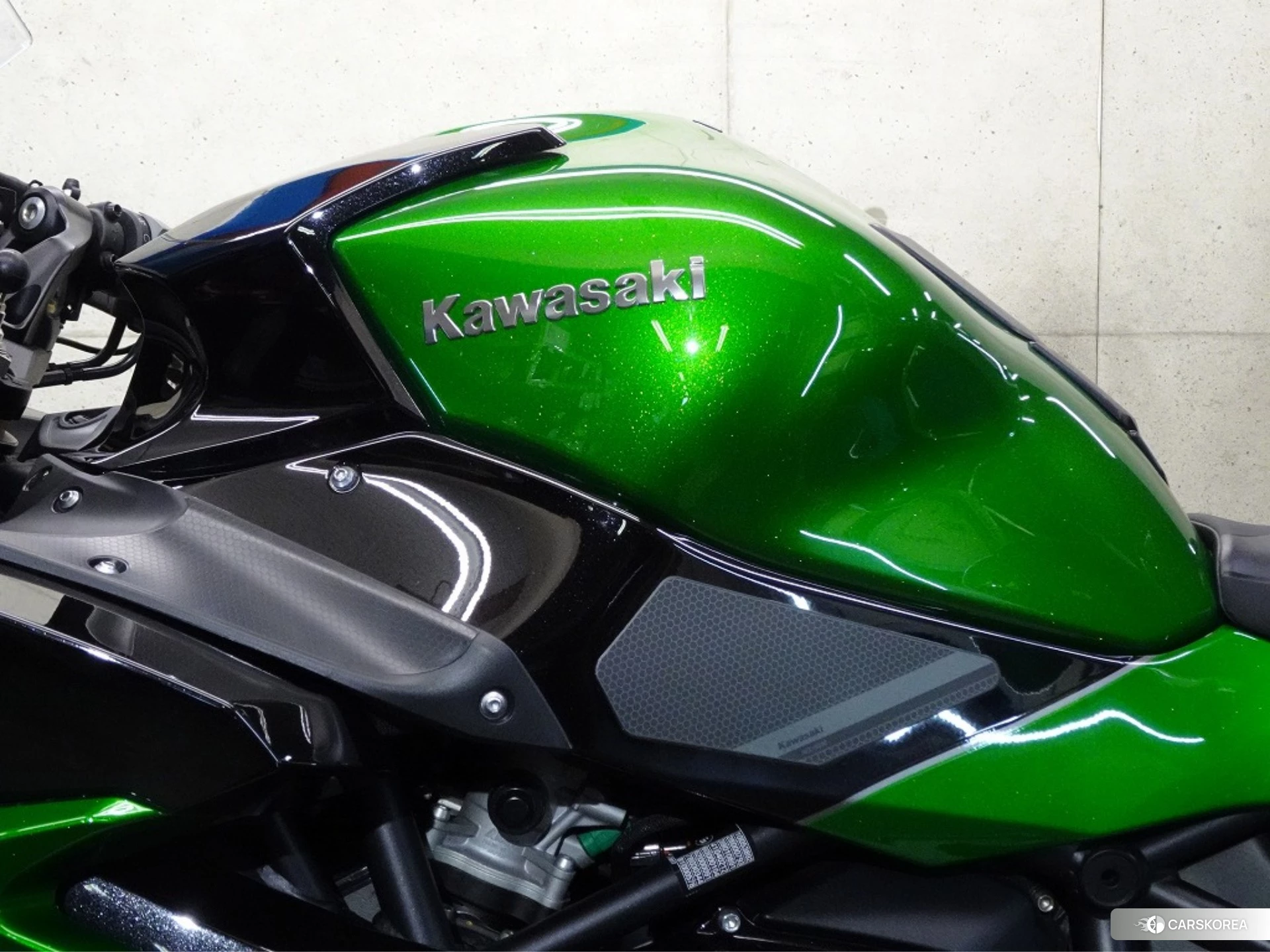 Kawasaki NINJA H2 SX SE id 4192778 из Японии 27