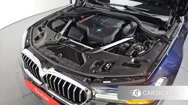 BMW 5 Series (G30) id 3180421 из Кореи 16