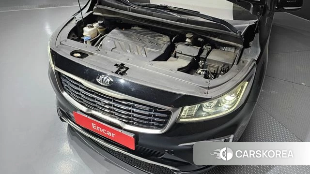 Kia The New Carnival id 4403422 из Кореи 16