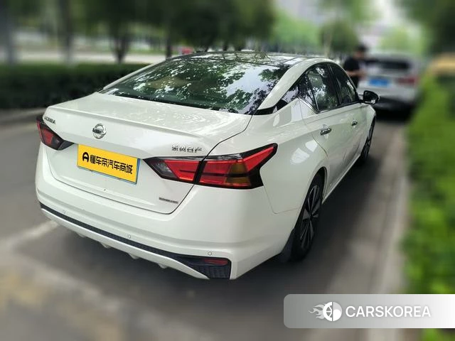 Nissan Teana id 4313977 из Китая 8