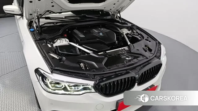 BMW 5 Series (G30) id 3336361 из Кореи 16