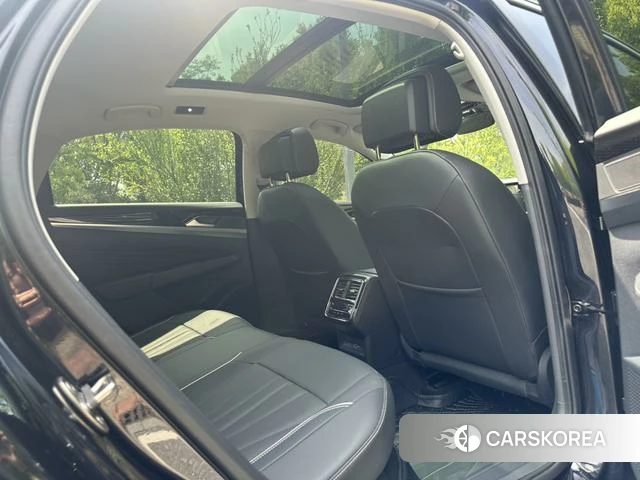 Volkswagen Passat id 4273087 из Китая 13