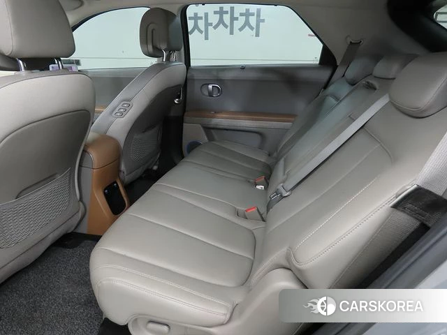 Hyundai Ionic 5 id 4608960 из Кореи 16