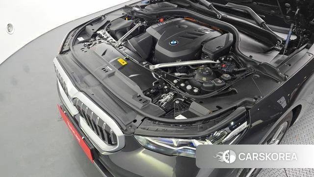 BMW 5 Series (G60) id 4686931 из Кореи 16