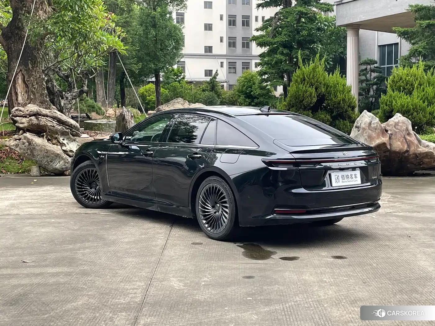 Toyota Crown id 4653895 из Китая 13