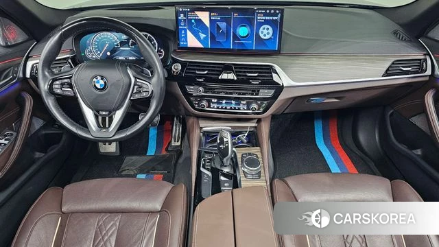 BMW 5 Series (G30) id 4677972 из Кореи 30