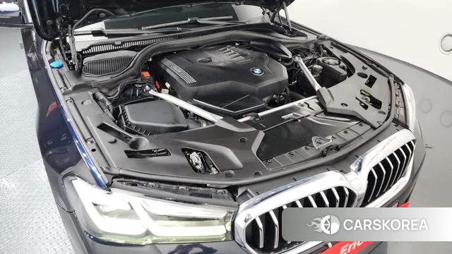 BMW 5 Series (G30) id 3528984 из Кореи 16