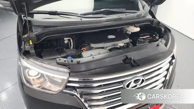 Hyundai The New Grand Starex id 3469636 из Кореи 16