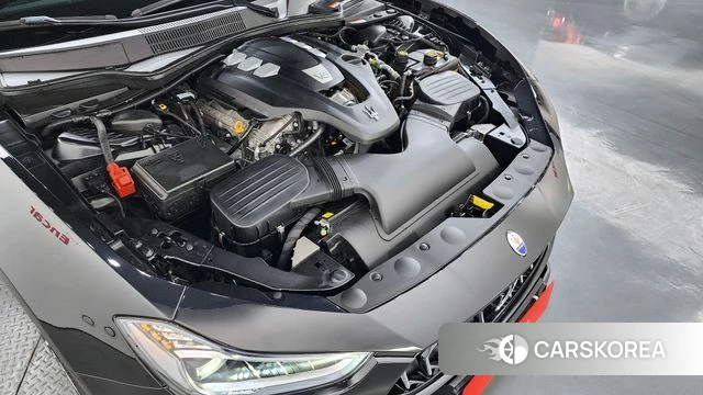 Maserati Ghibli id 3955305 из Кореи 16