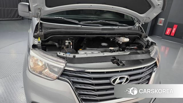 Hyundai The New Grand Starex id 4502167 из Кореи 16