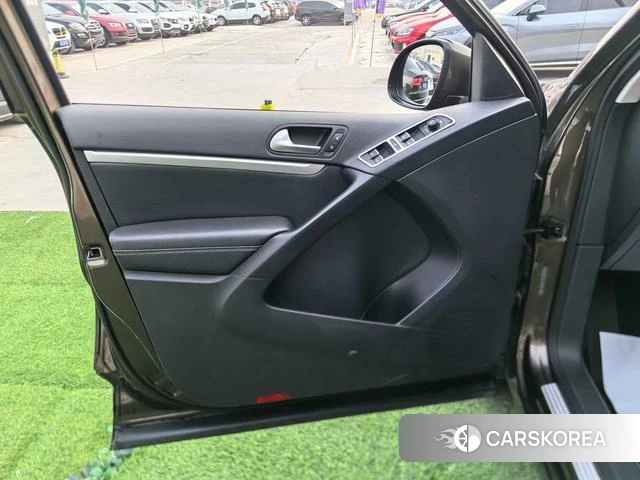 Volkswagen Tiguan id 4208323 из Китая 18