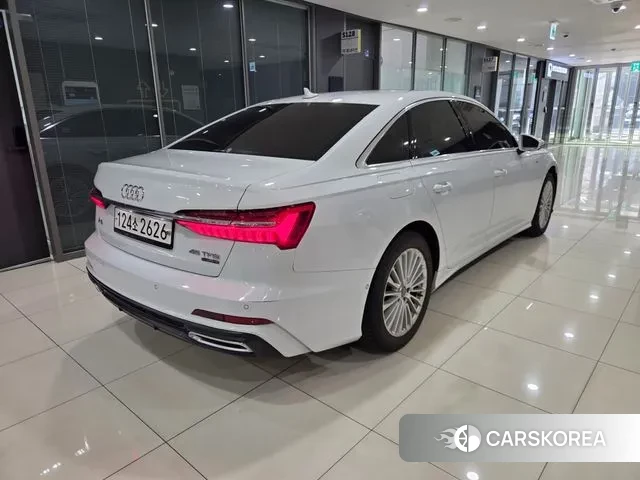 Audi A6 (C8) id 3622127 из Кореи 13