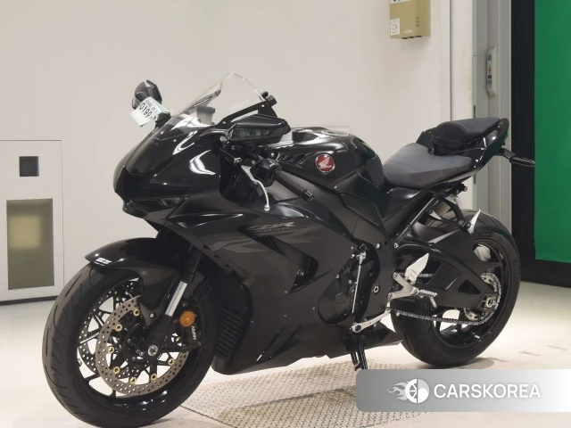 Проданный Honda CBR1000RR-R FIREBLADE 2020 из Японии, фото 3