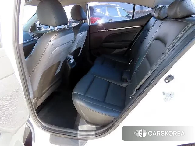 Hyundai Avante AD id 3434672 из Кореи 14