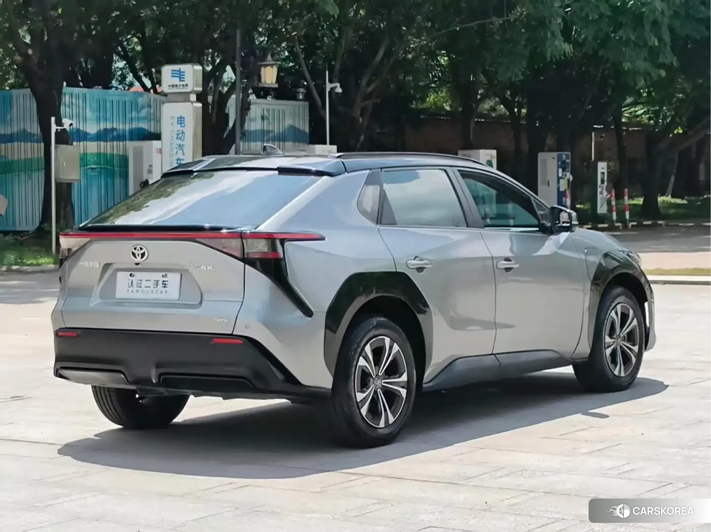 Toyota FAW Toyota bZ4X id 4546315 из Китая 15