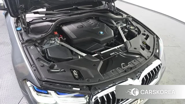 BMW 5 Series (G30) id 3634486 из Кореи 16