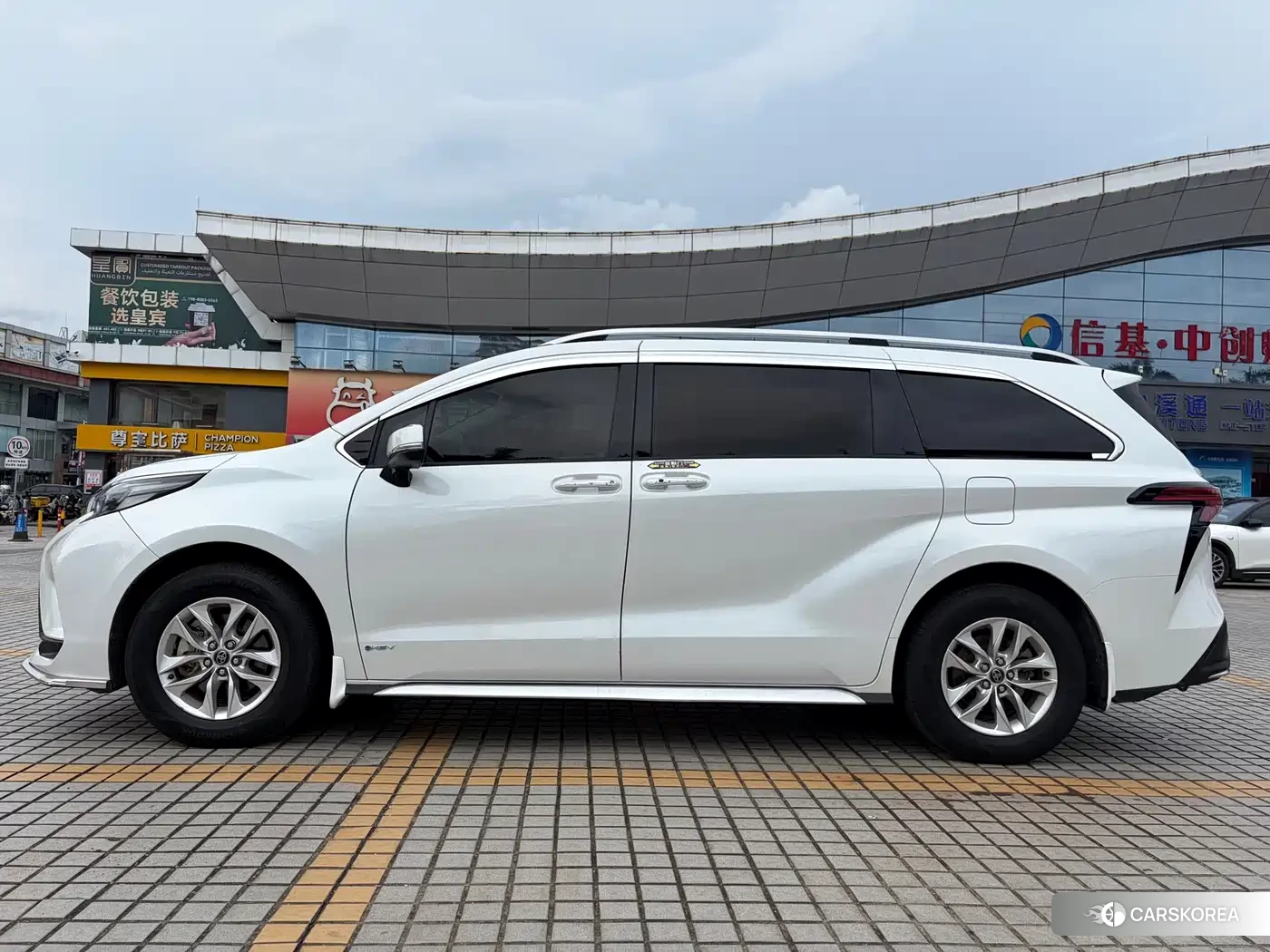 Toyota Grevia id 4577577 из Китая 27