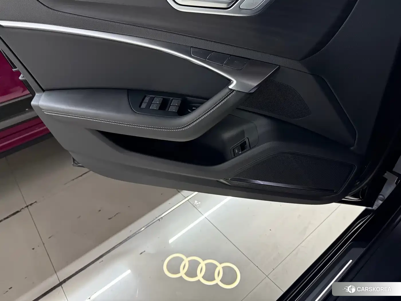 Audi A6L id 4515599 из Китая 14