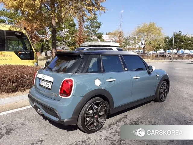 Mini Cooper S id 3322505 из Кореи 16