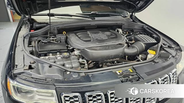 Jeep Grand Cherokee id 3954256 из Кореи 16