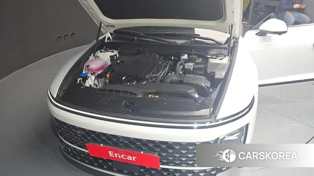 Hyundai Grandeur (GN7) id 3410216 из Кореи 16