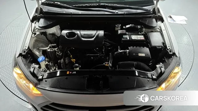 Hyundai Avante AD id 3090906 из Кореи 16