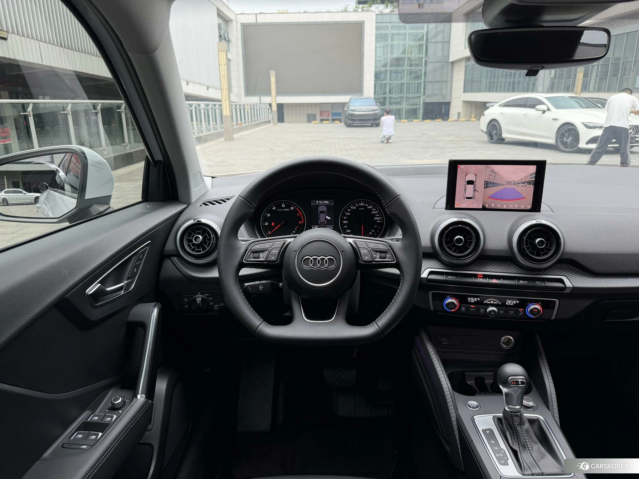 Audi Q2L id 4487333 из Китая 14
