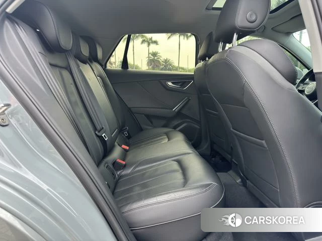 Audi Q2L id 4254393 из Китая 12